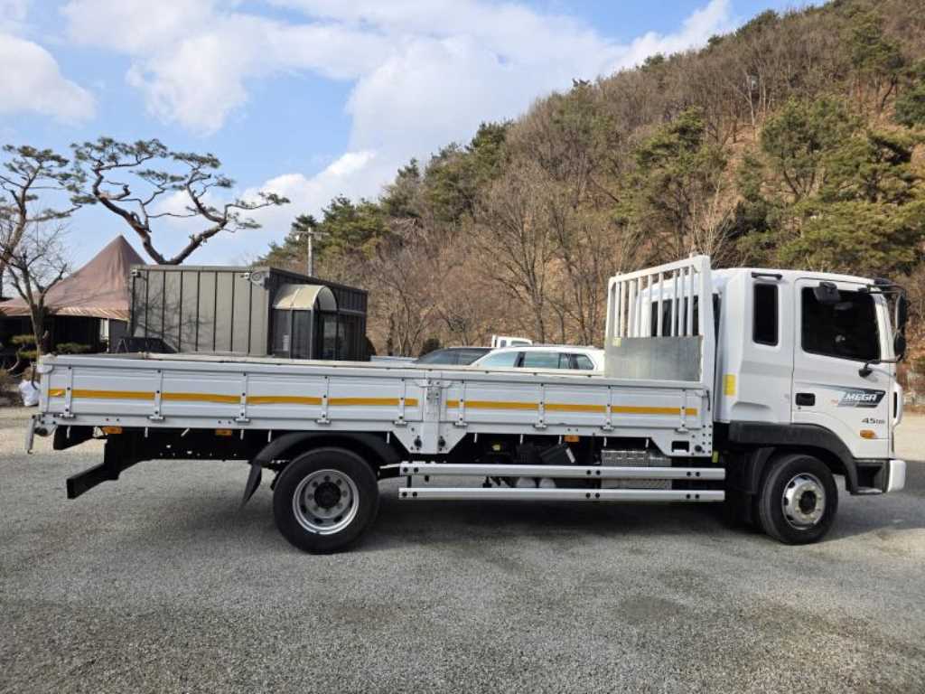 medium and large cargo Cargo - Vista 7