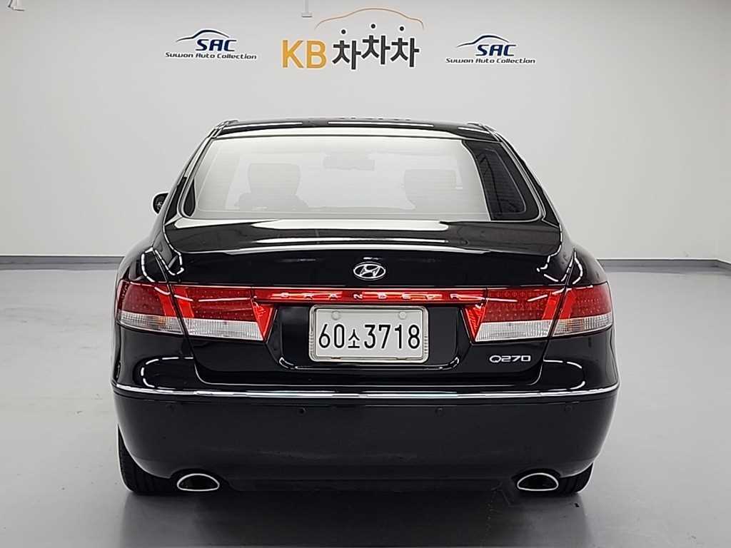 HYUNDAI Grandeur - Vista 3