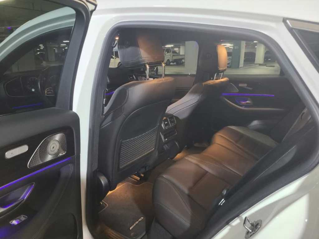 Mercedes Benz GLE Class - Vista 7