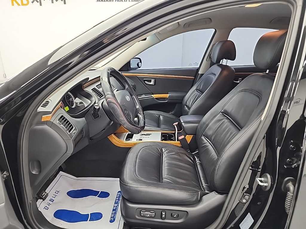 HYUNDAI Grandeur - Vista 11