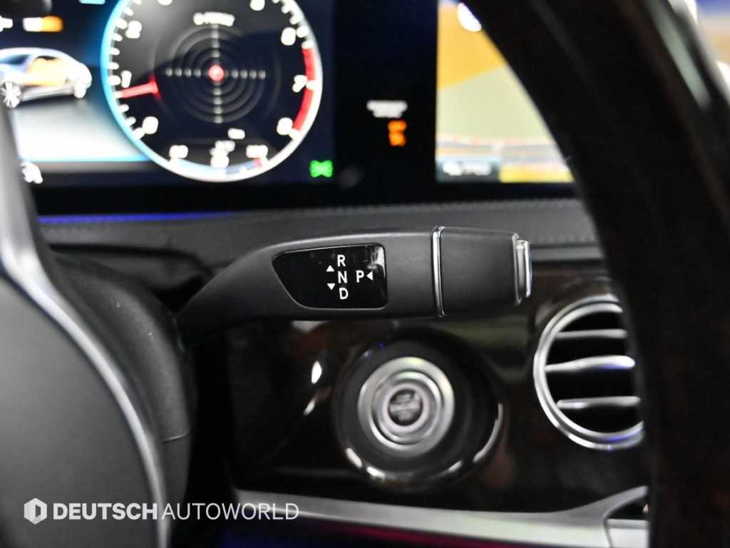 Mercedes Benz S Class - Vista 9