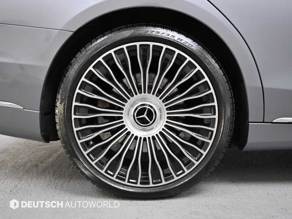 Mercedes Benz S Class - Vista 5