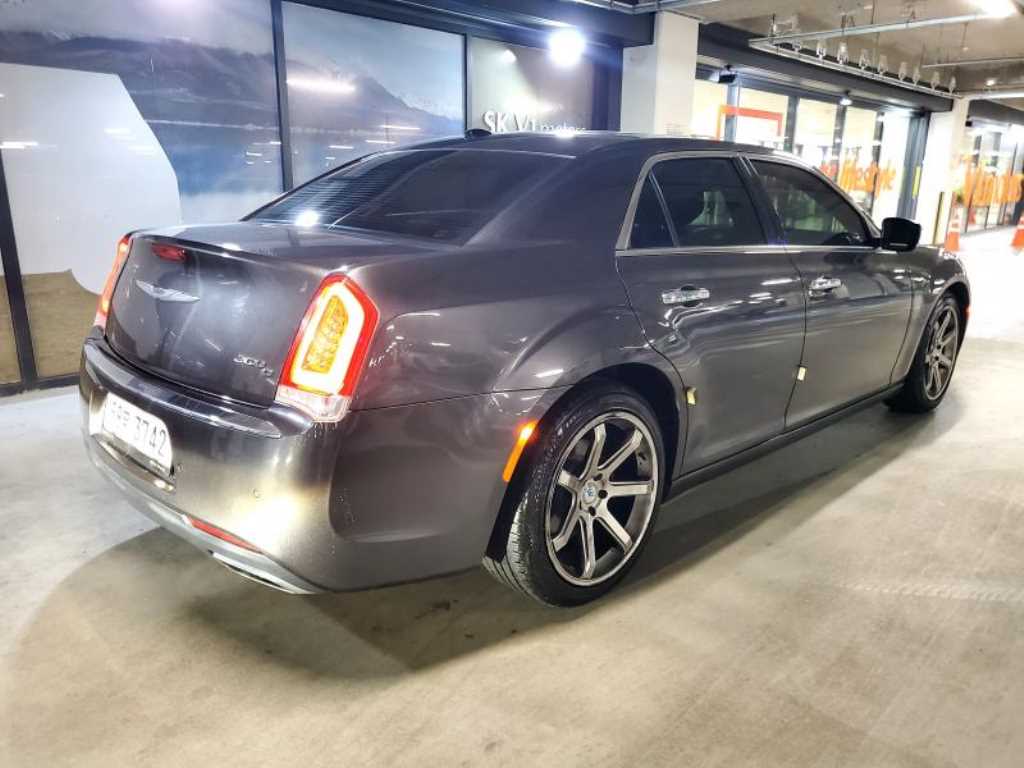 Chrysler 300C - Vista 4