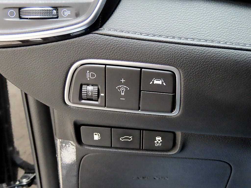 HYUNDAI Grandeur - Vista 12