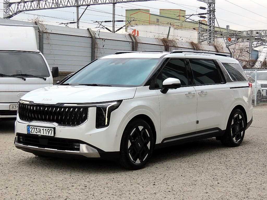 KIA Carnival - Vista 2