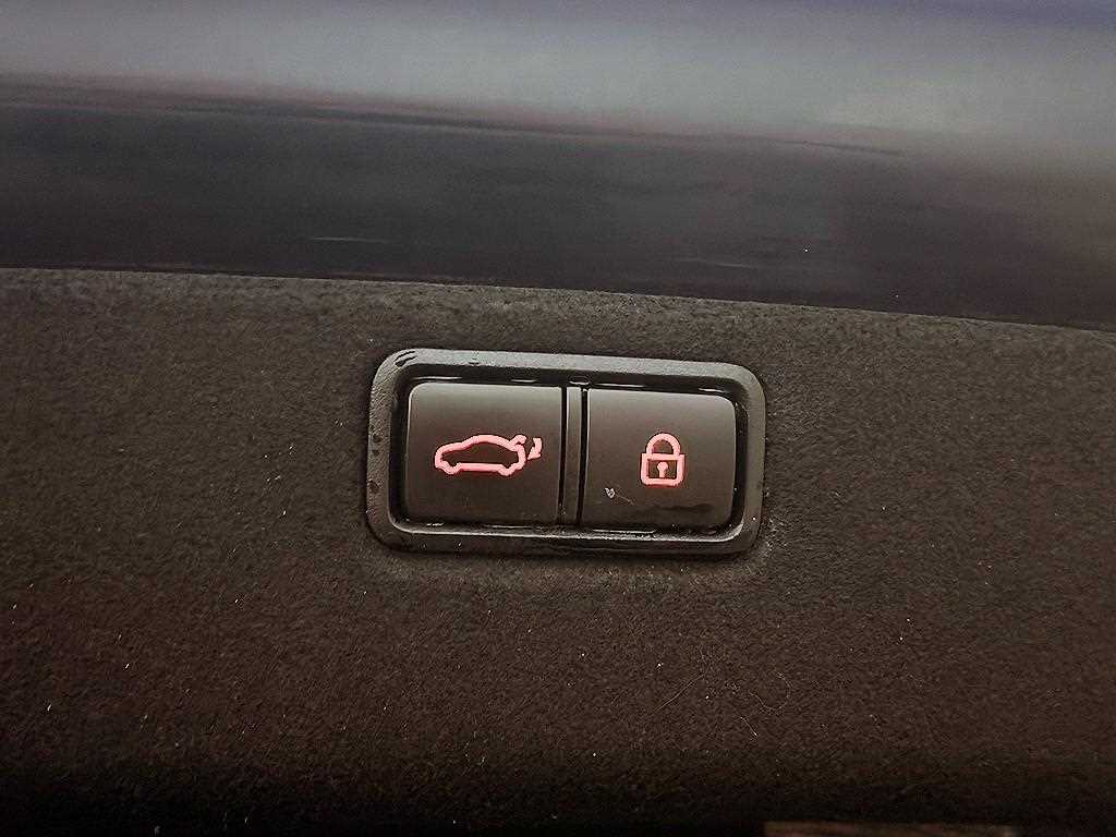 Genesis G80 2017 Negro - Importación desde Corea - HF Imports Iquique - Foto 18