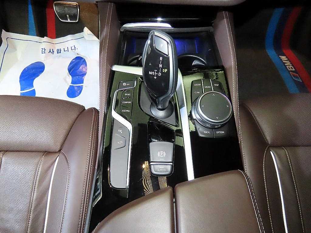 BMW 5 Series - Vista 12