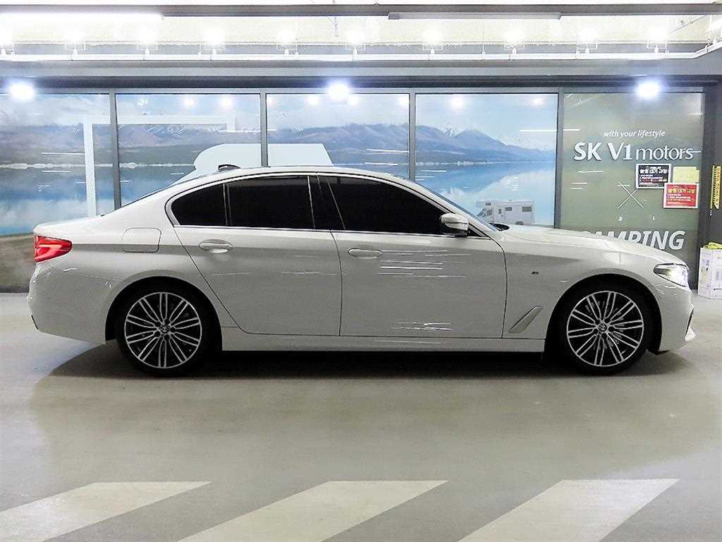 BMW 5 Series - Vista 3