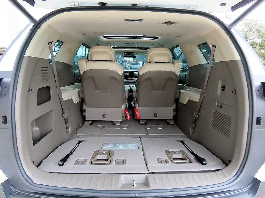 KIA Carnival 2024 Blanco - Importación desde Corea - HF Imports Iquique - Foto 15