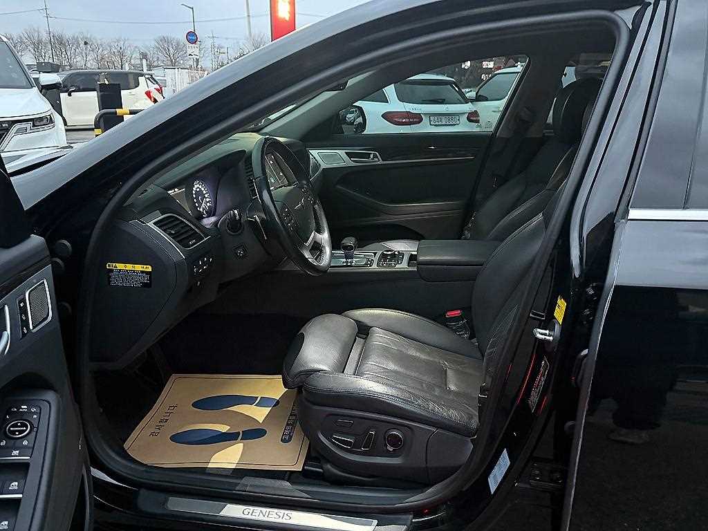 Genesis G80 - Vista 6