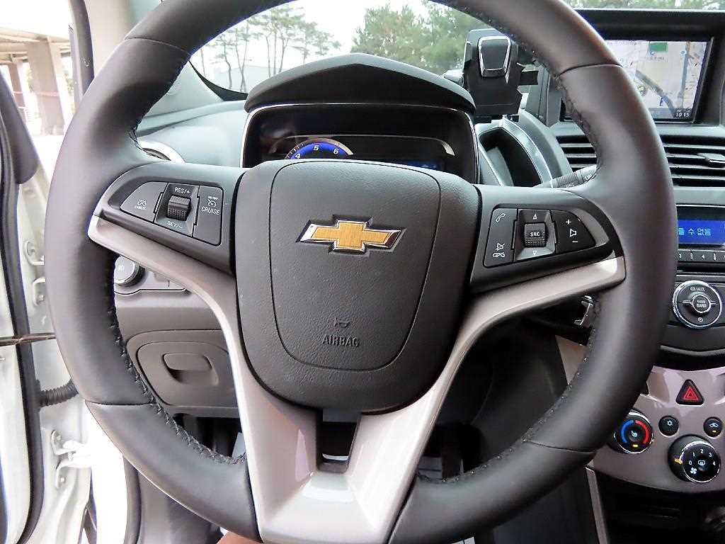 Chevrolet Trax 2016 Blanco - Importación desde Corea - HF Imports Iquique - Foto 20