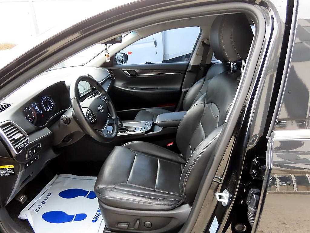 HYUNDAI Grandeur - Vista 5