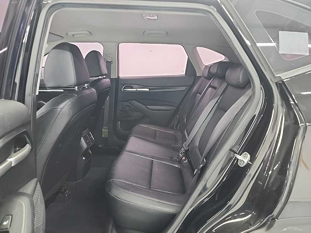 KIA Seltos - Vista 12