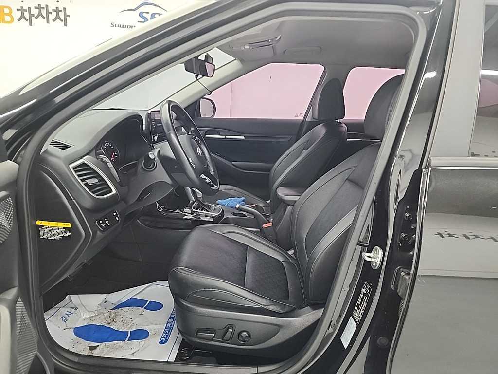 KIA Seltos - Vista 11