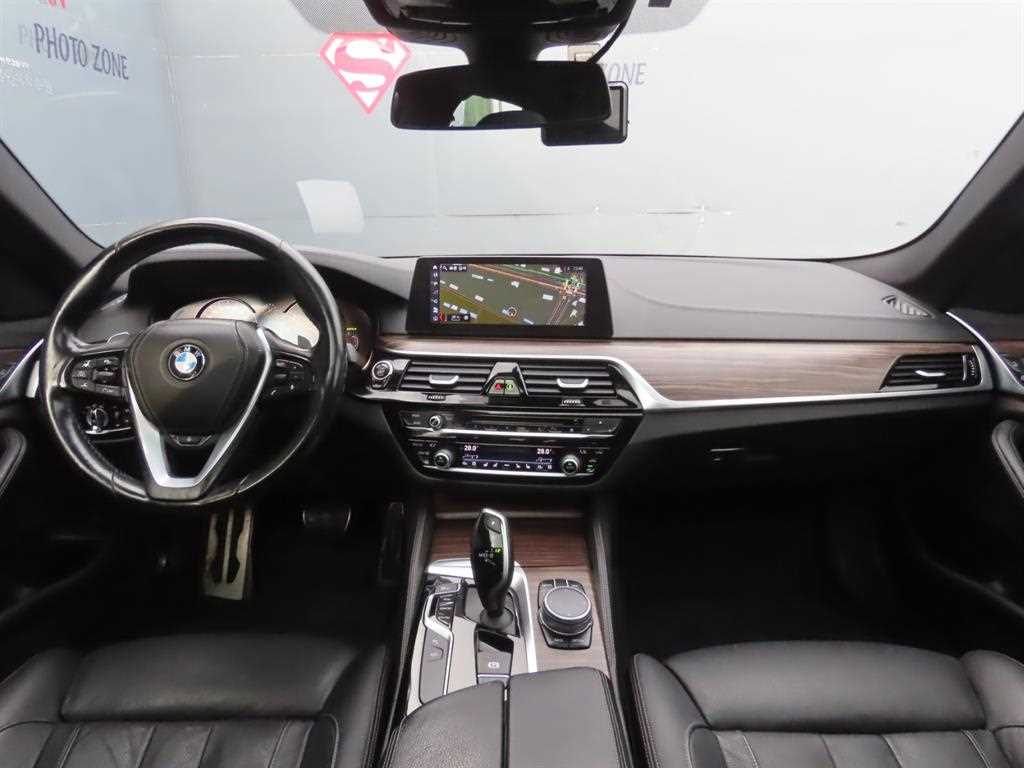 BMW 5 Series - Vista 6