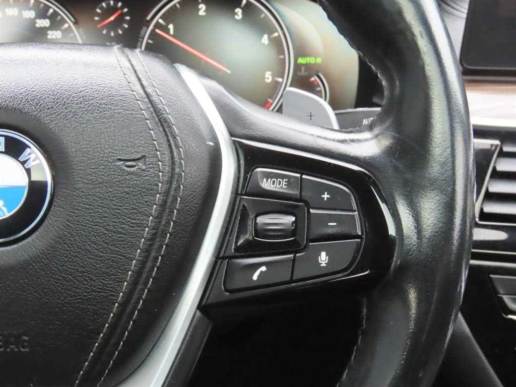 BMW 5 Series - Vista 10