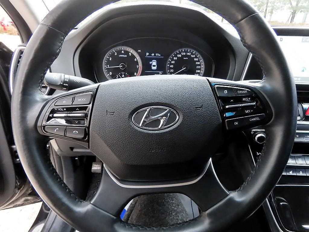 HYUNDAI Grandeur - Vista 8