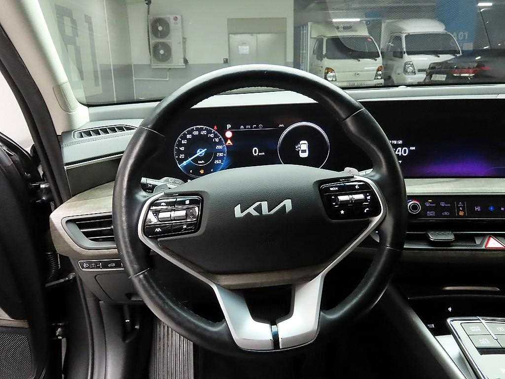 KIA K8 - Vista 7