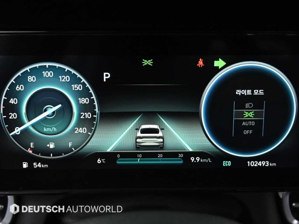 HYUNDAI Avante - Vista 8