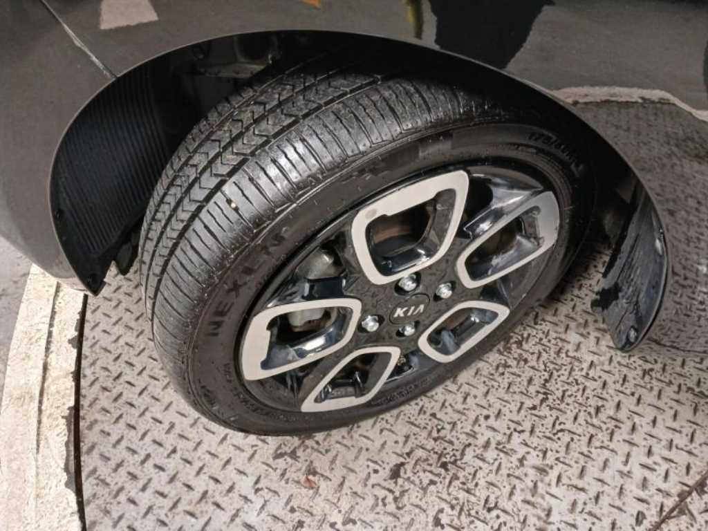 KIA Ray 2018 Negro - Importación desde Corea - HF Imports Iquique - Foto 20