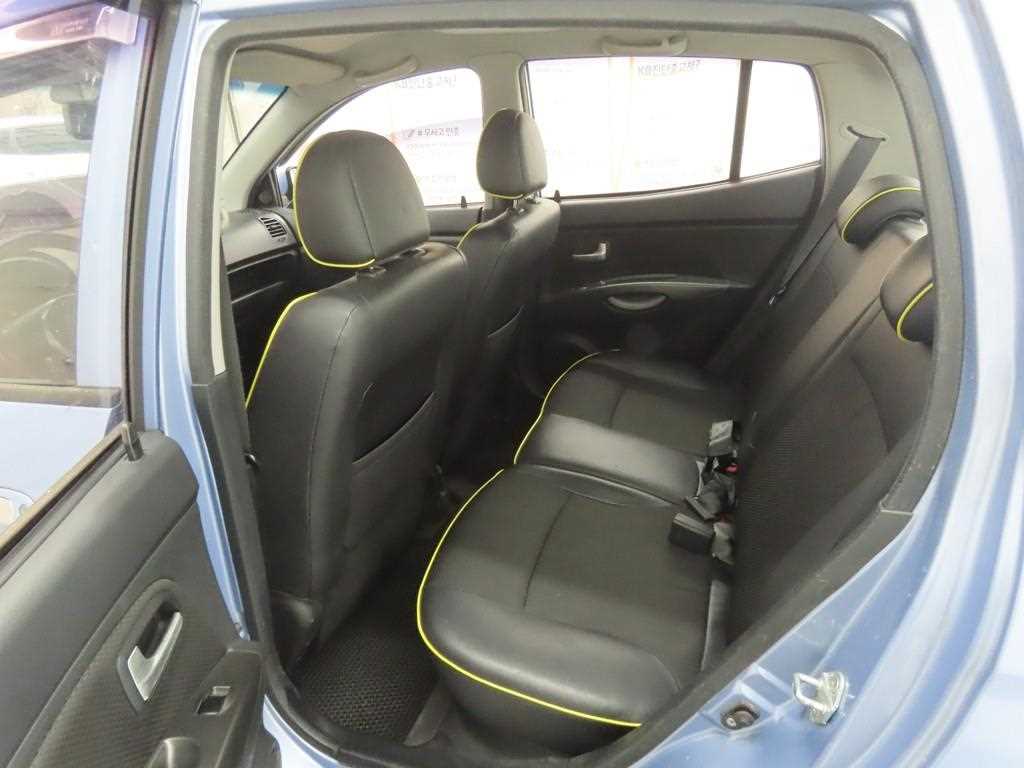 KIA Morning - Vista 6