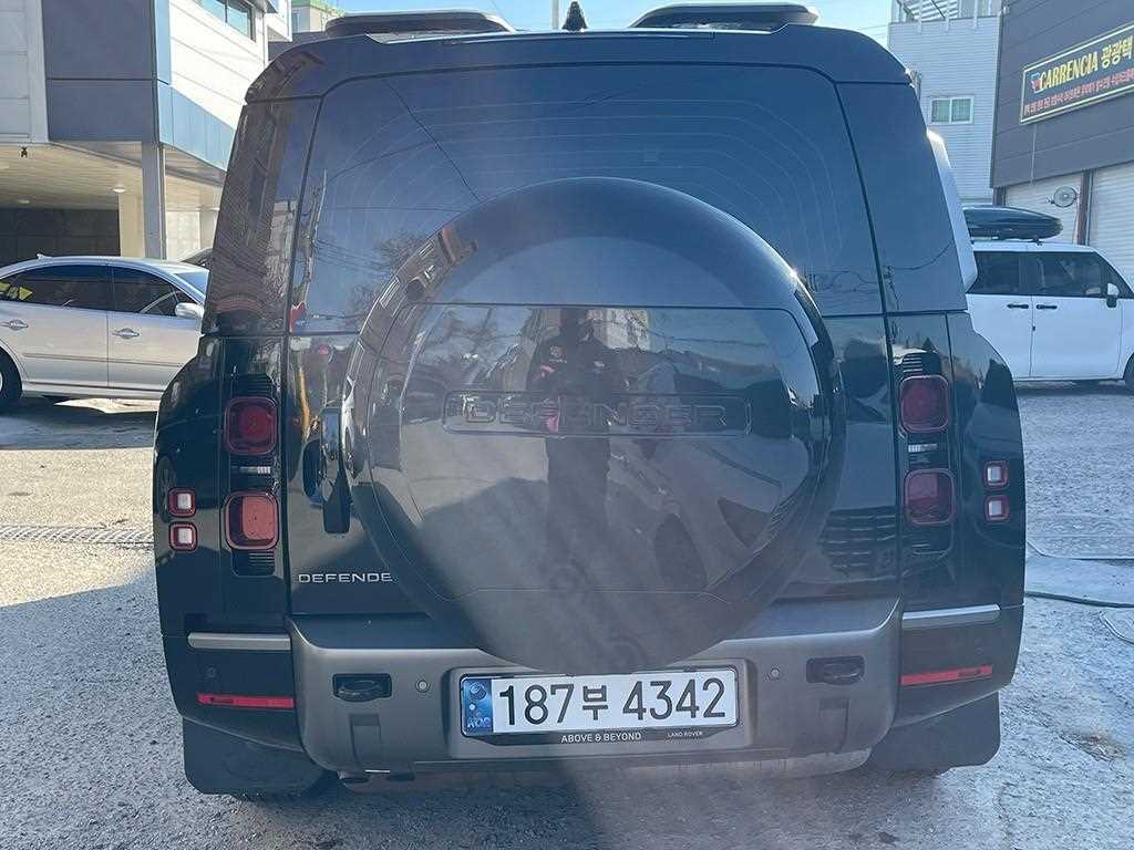 Land Rover Defender - Vista 4