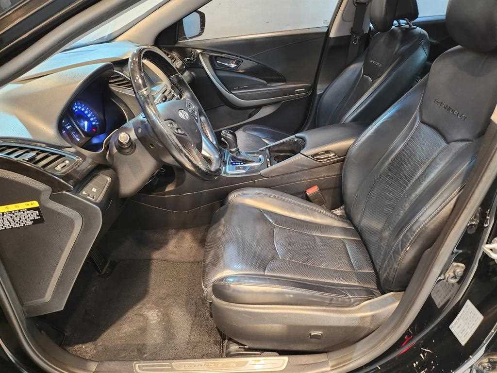 HYUNDAI Grandeur - Vista 10