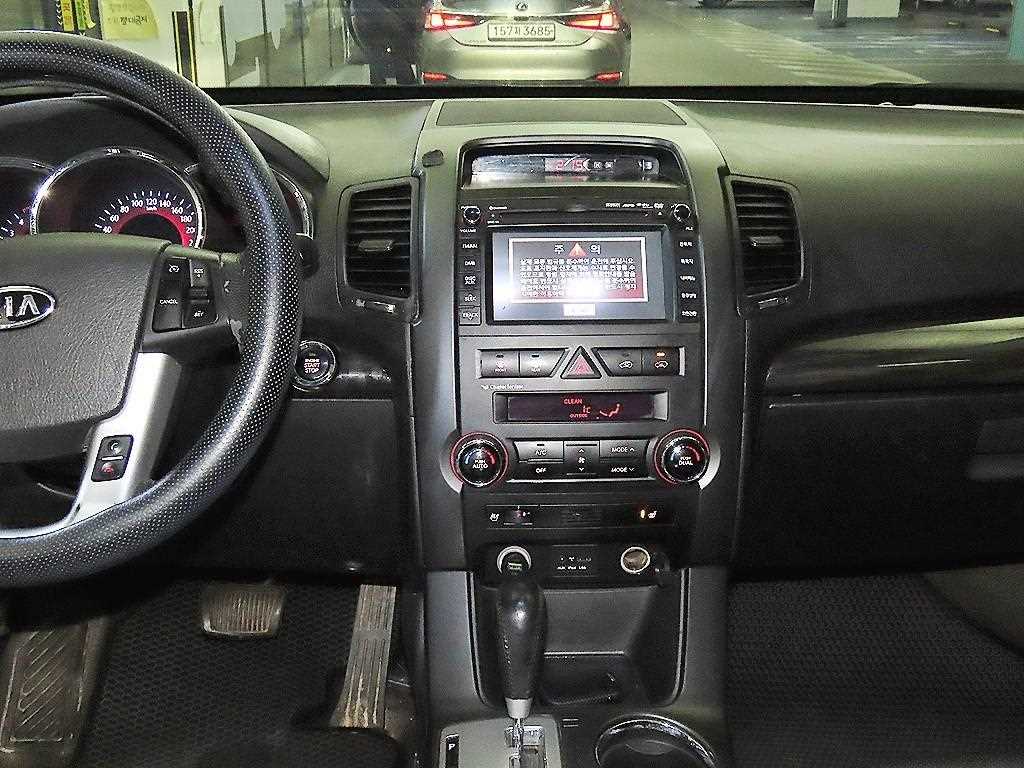 KIA Sorento - Vista 11