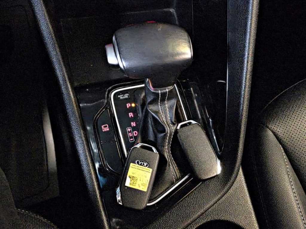 KIA Niro 2021 Gris - Importación desde Corea - HF Imports Iquique - Foto 17