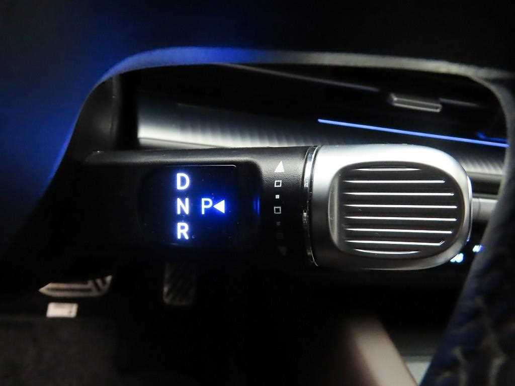 HYUNDAI Ioniq 6 - Vista 12