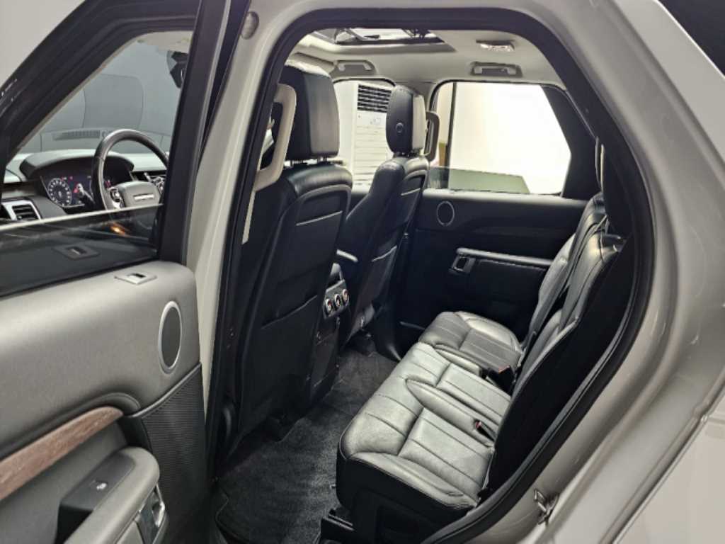 Land Rover Discovery - Vista 11