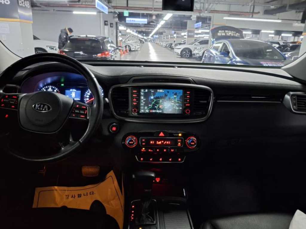 KIA Sorento - Vista 7