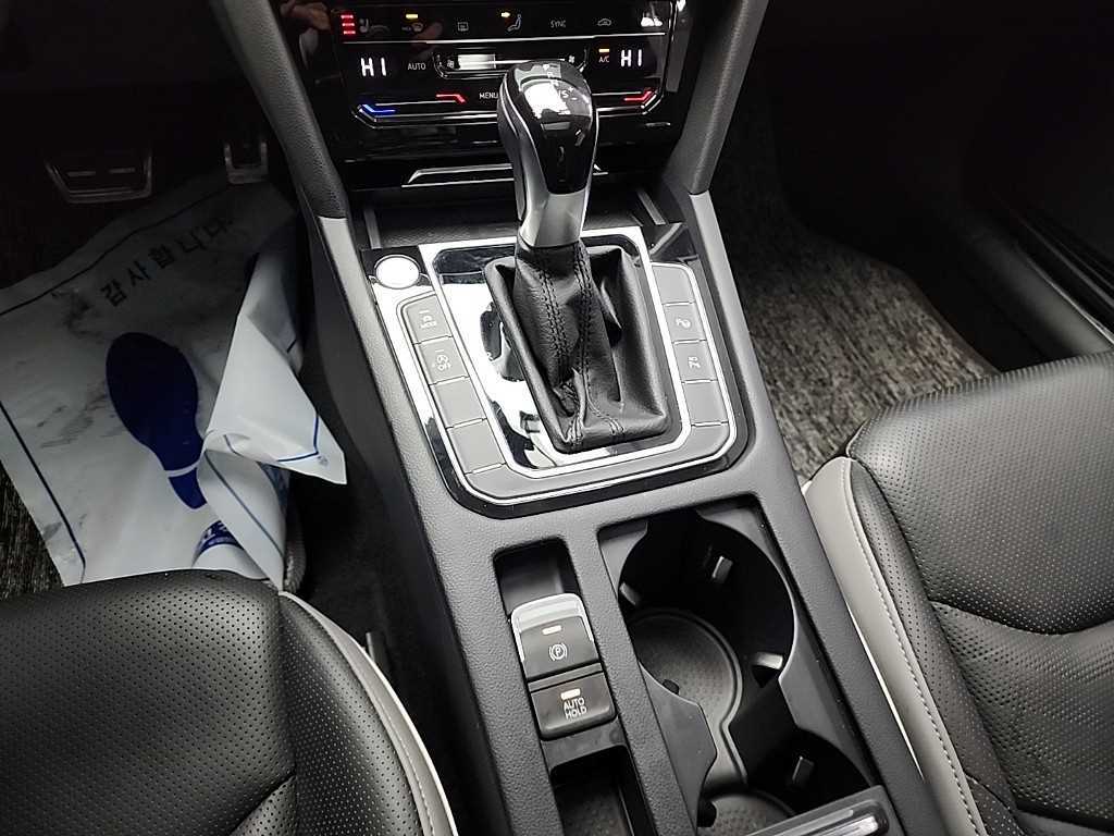 Volkswagen Arteon - Vista 8