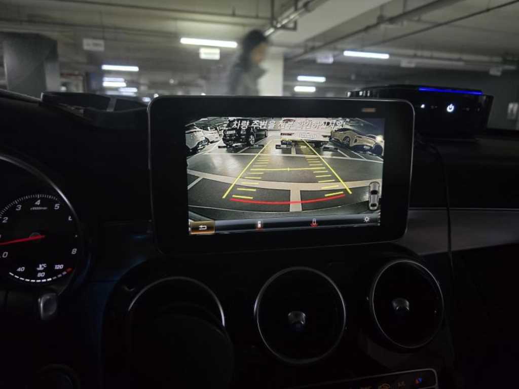 Mercedes Benz C Class 2015 - Importación desde Corea - HF Imports Iquique - Foto 1