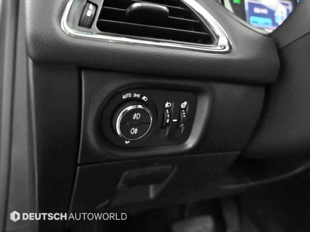 Chevrolet Cruise 2017 Azul - Importación desde Corea - HF Imports Iquique - Foto 16