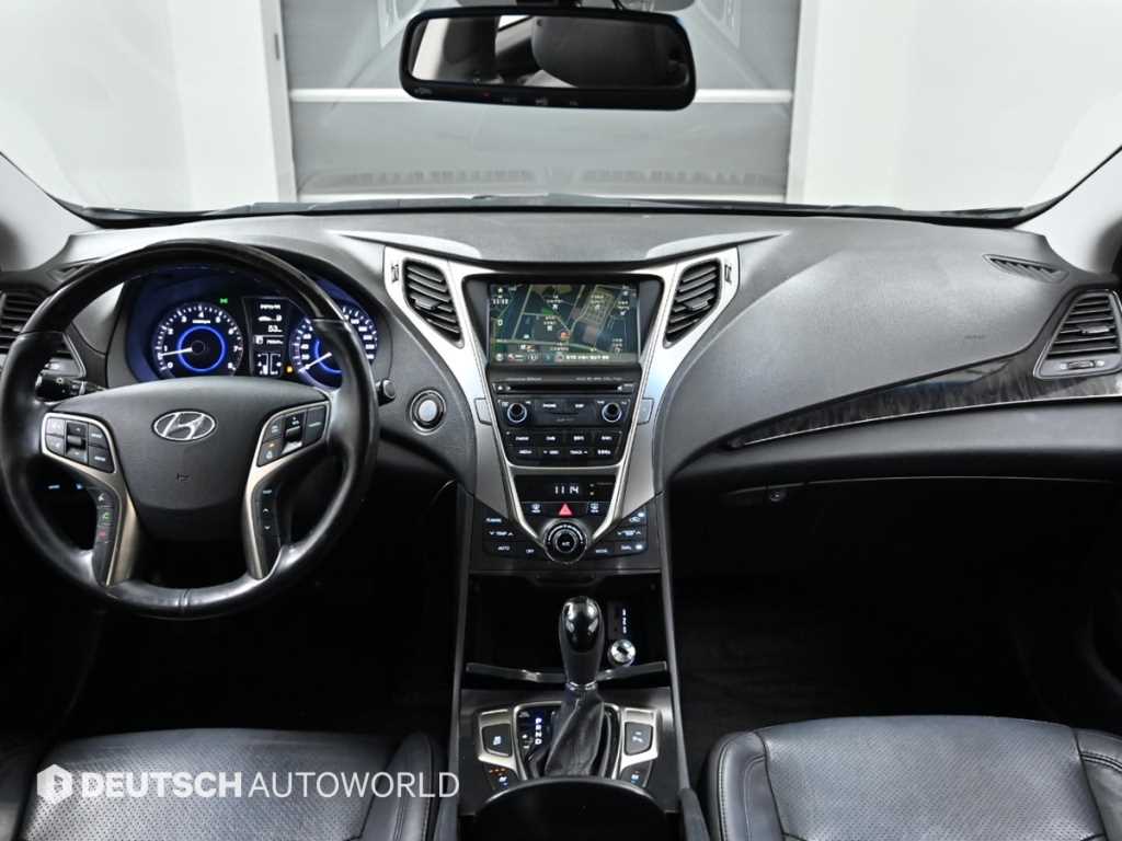 HYUNDAI Grandeur - Vista 7