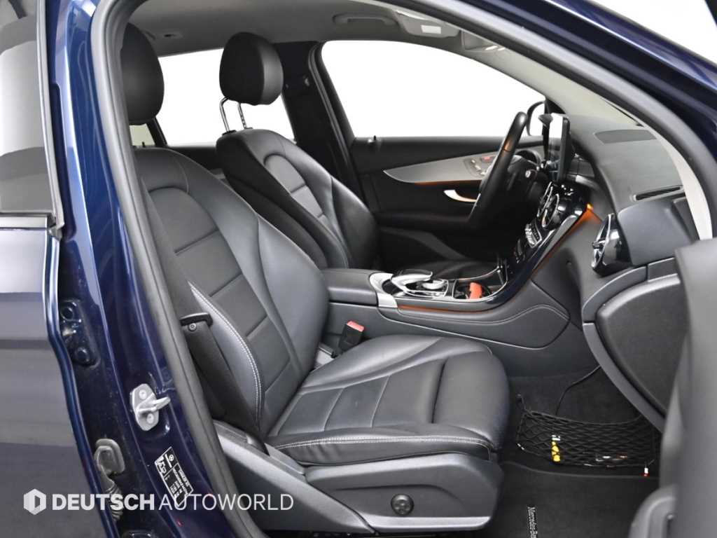 Mercedes Benz GLC Class - Vista 10