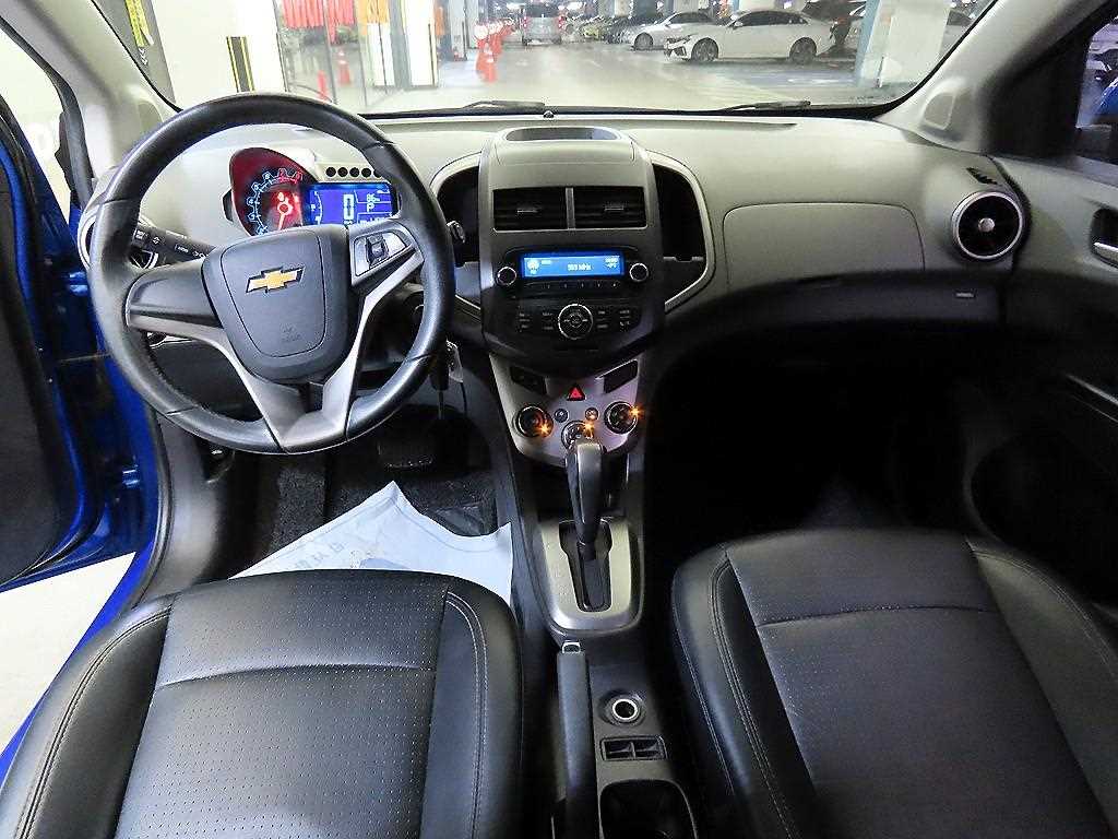 Chevrolet Abeo - Vista 10