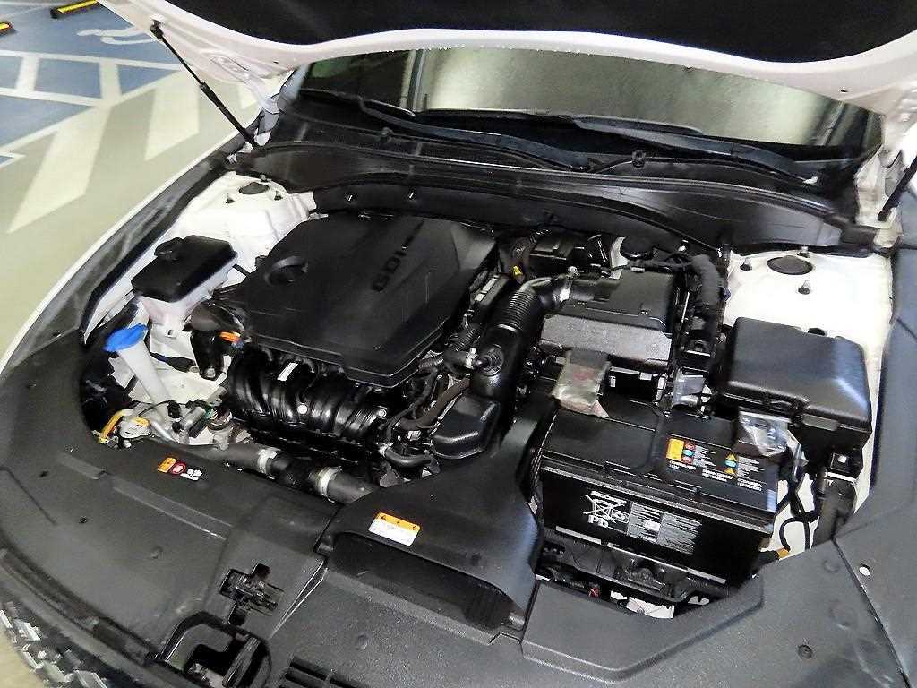 HYUNDAI Grandeur 2022 the color of pearl - Importación desde Corea - HF Imports Iquique - Foto 19