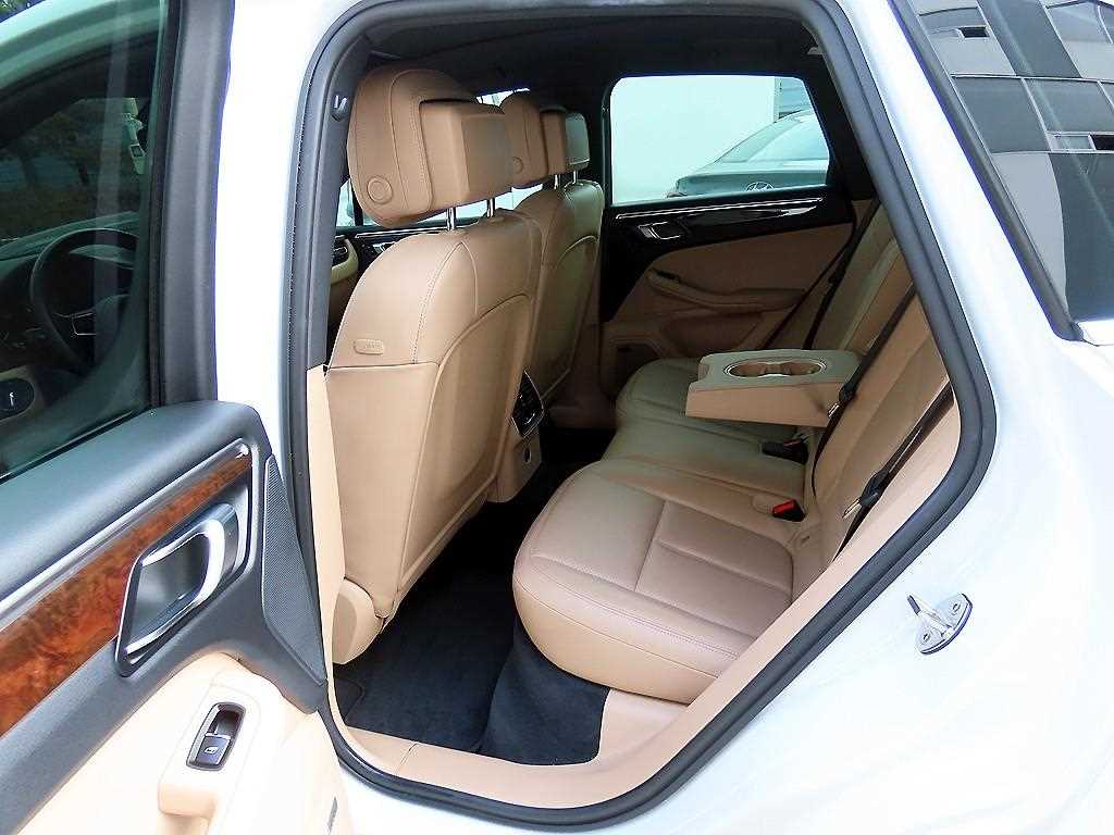 Porsche Macan - Vista 6