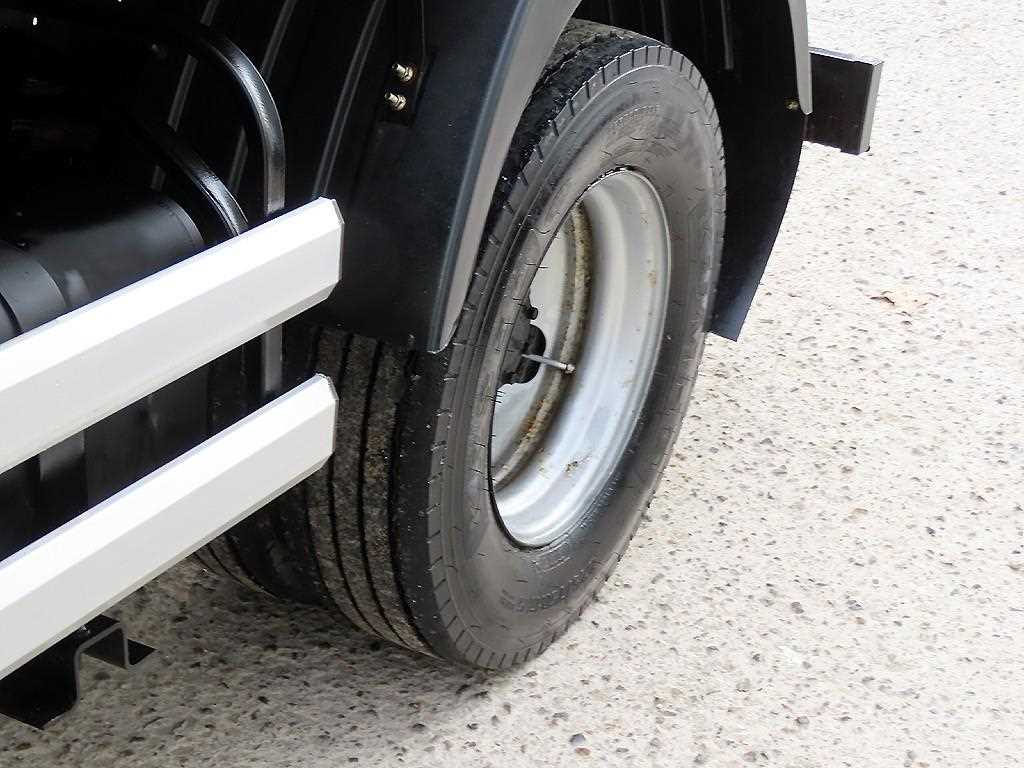 medium and large cargo dump 2015 Blanco - Importación desde Corea - HF Imports Iquique - Foto 17