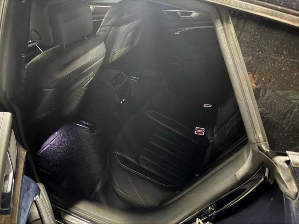 Audi A7 - Vista 5