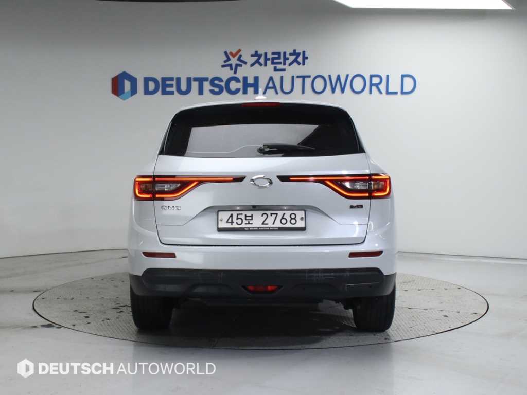 SAMSUNG QM6 - Vista 4