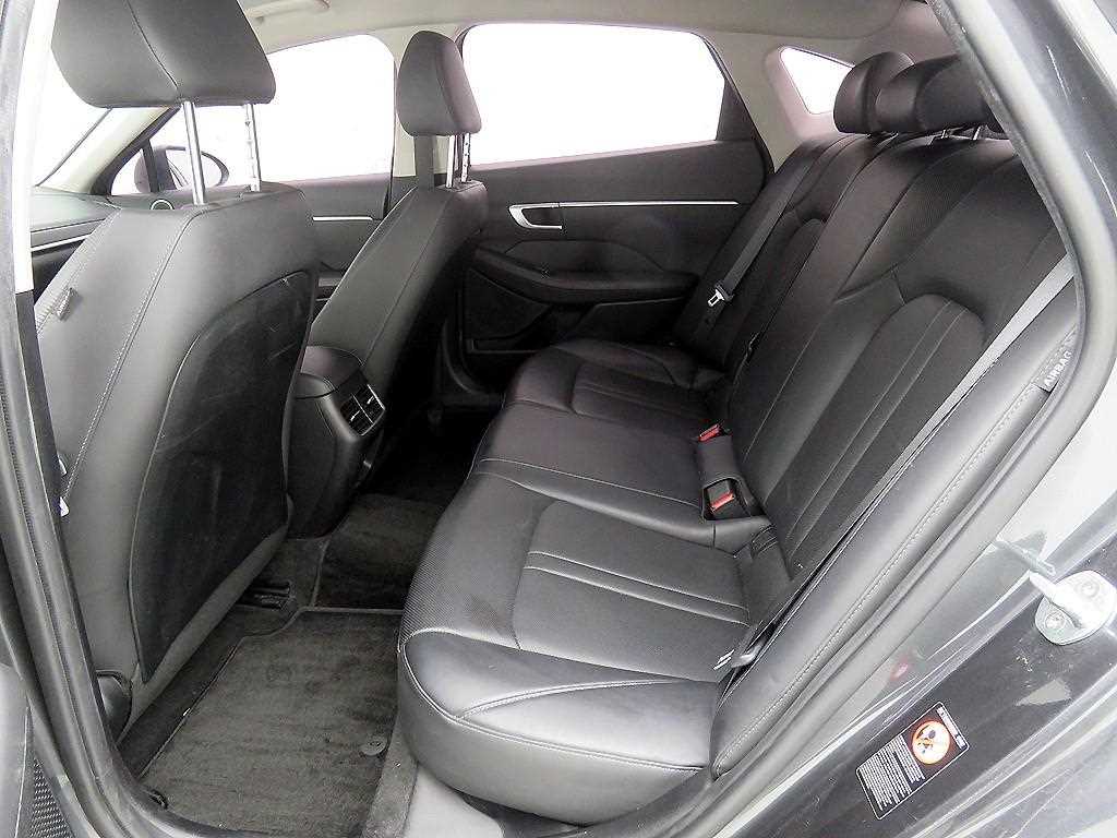 HYUNDAI Sonata - Vista 6