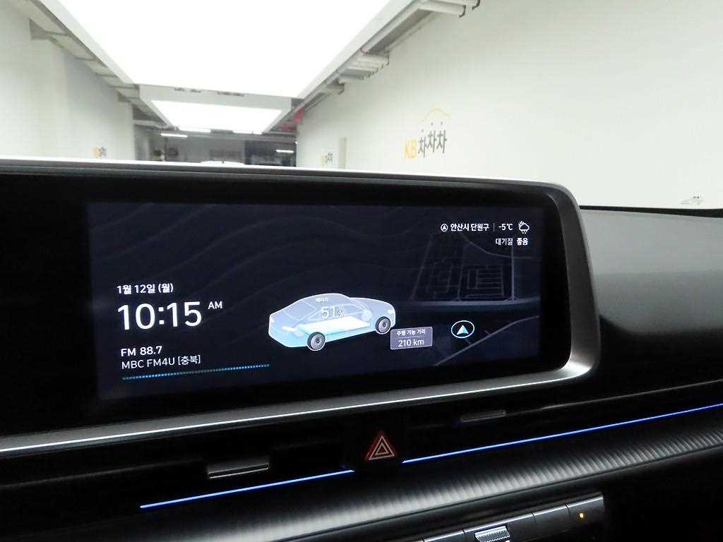 HYUNDAI Ioniq 6 - Vista 9