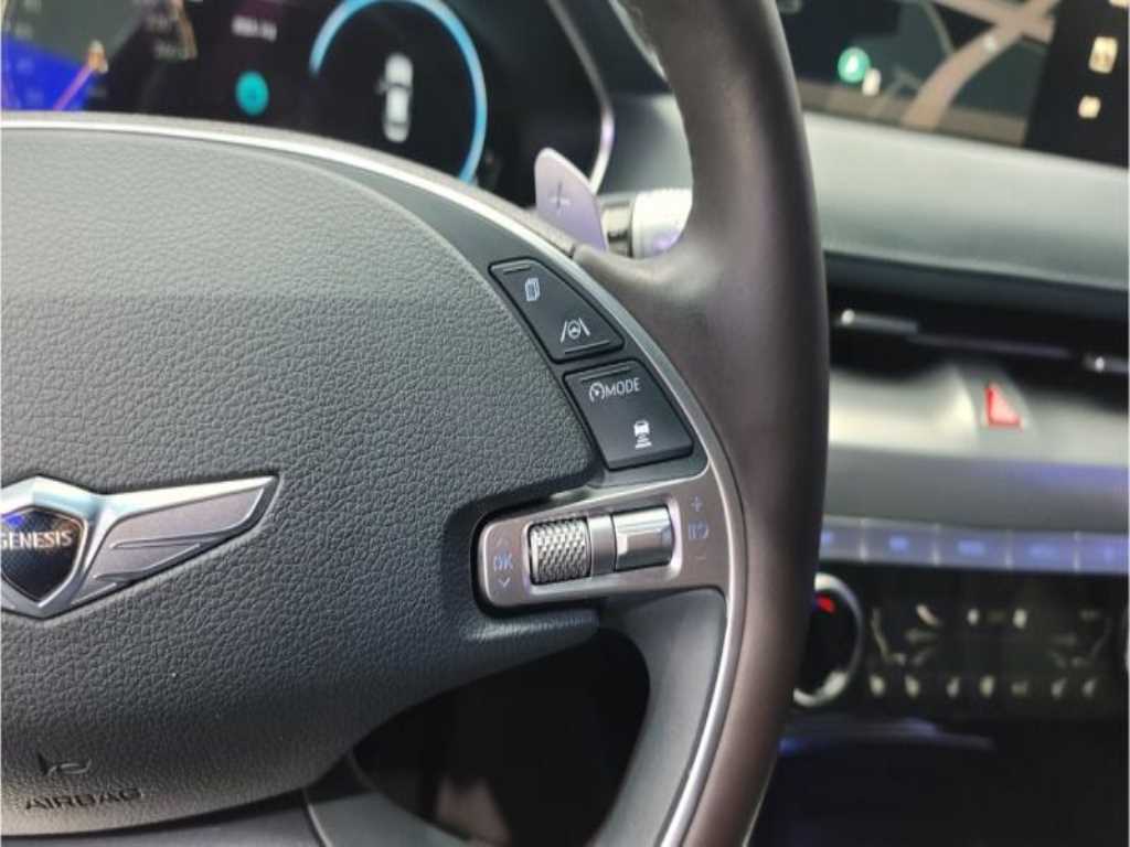 Genesis G80 - Vista 9