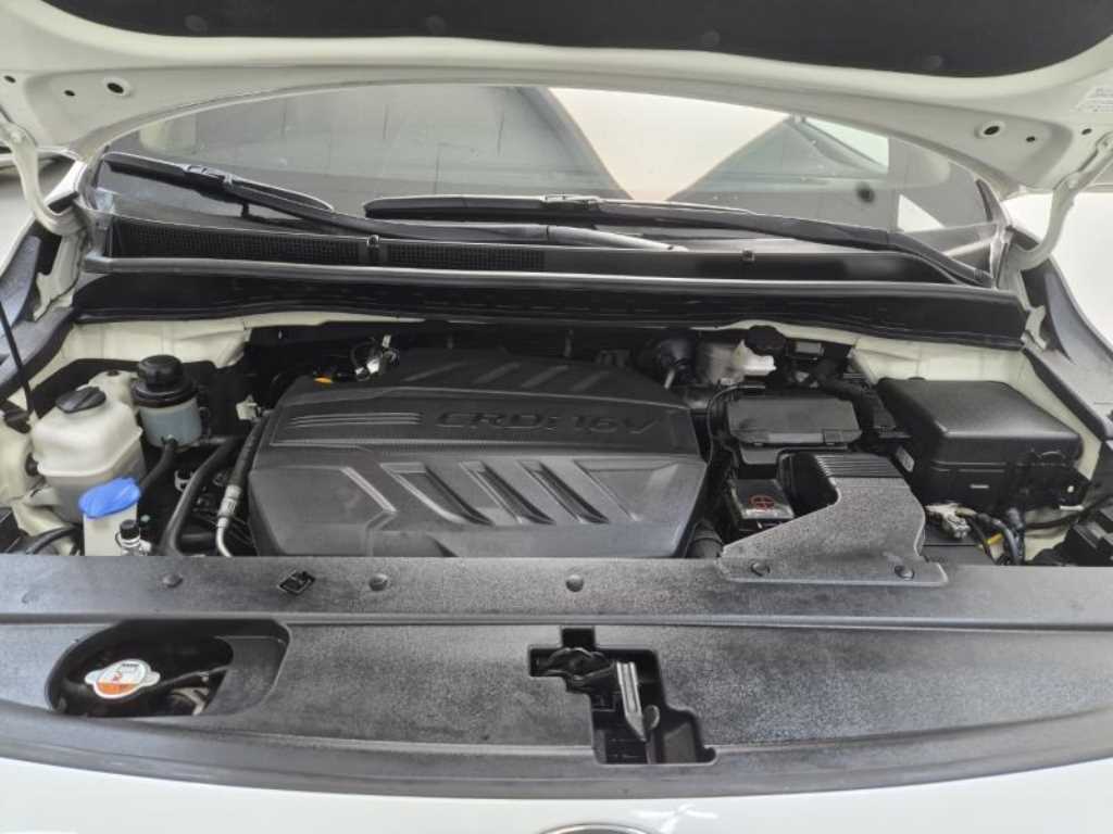 KIA Carnival - Vista 5