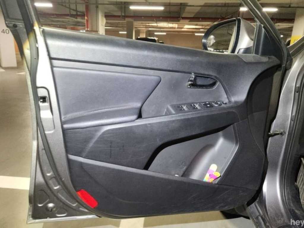 KIA Sportage - Vista 12