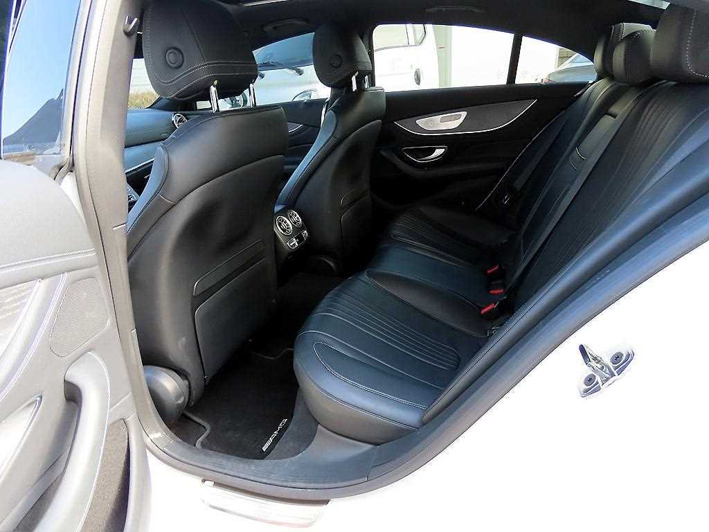 Mercedes Benz CLS Class - Vista 6