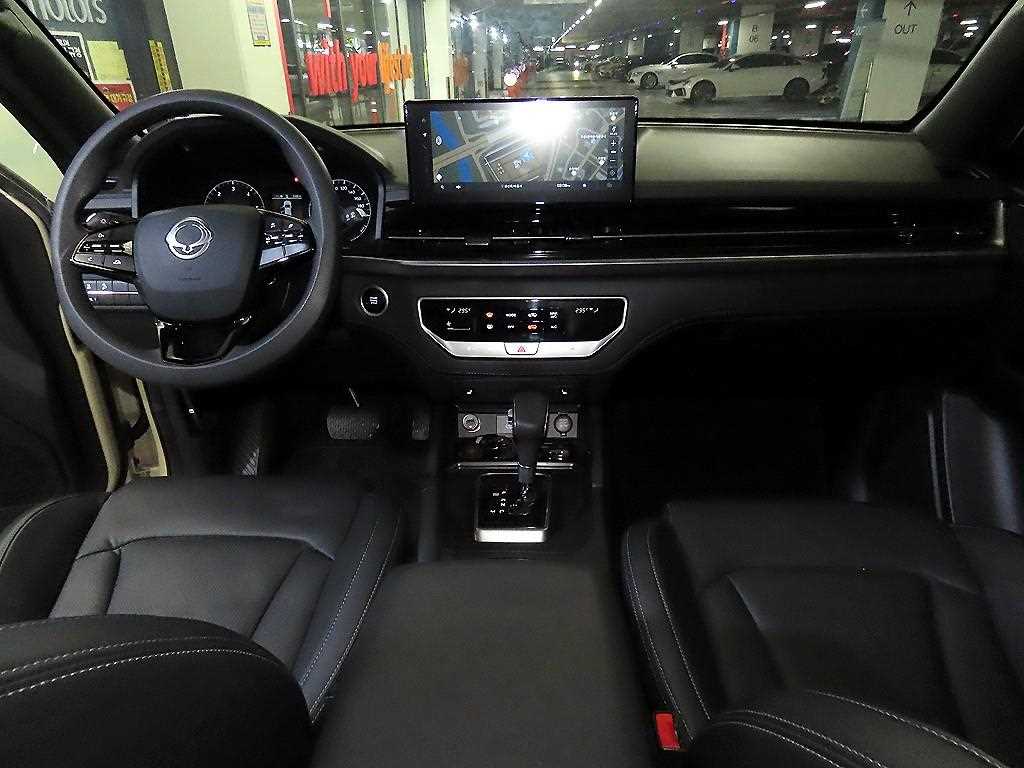 Ssangyong Rexton - Vista 10